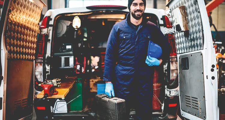 Agent de maintenance bâtiments